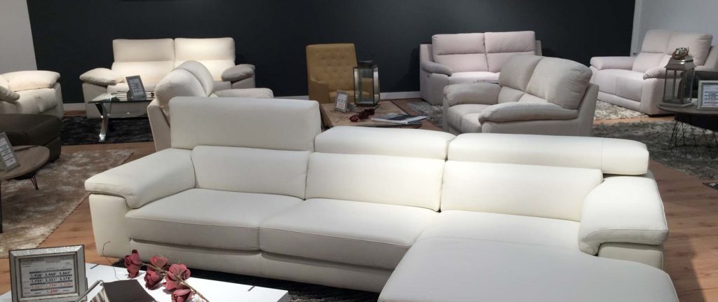 tapizar sofá en Valencia precio